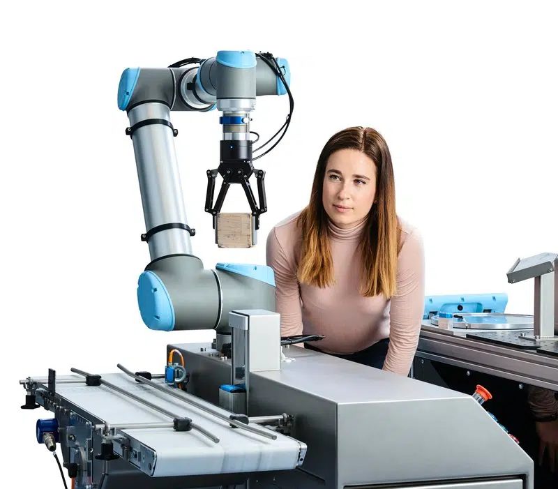 Collaborative robot COBOT with human operator